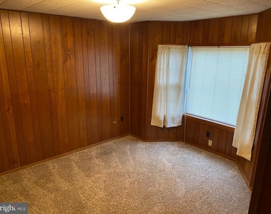 105 Fay Street - Photo Thumbnail 11