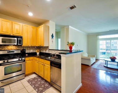 2301 25th Street S - Photo Thumbnail 3