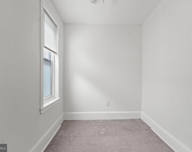 5527 Catharine Street - Photo Thumbnail 12