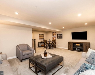 1201 Benjamin Drive - Photo Thumbnail 10