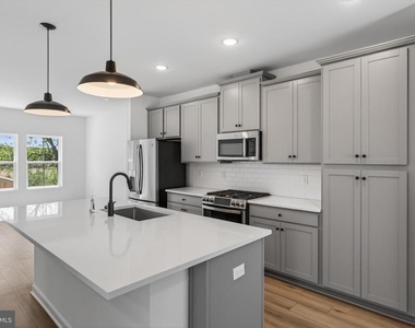 73 Basswood - Photo Thumbnail 13