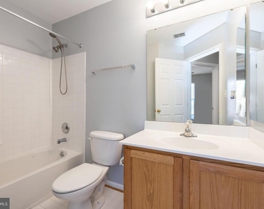 4004 Meadow Trail Lane - Photo Thumbnail 26