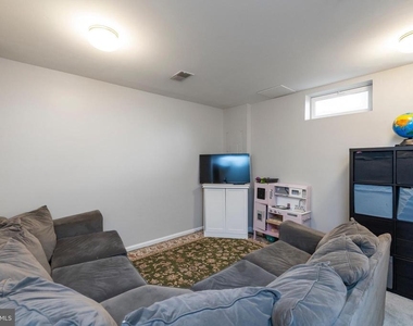 4004 Meadow Trail Lane - Photo Thumbnail 29