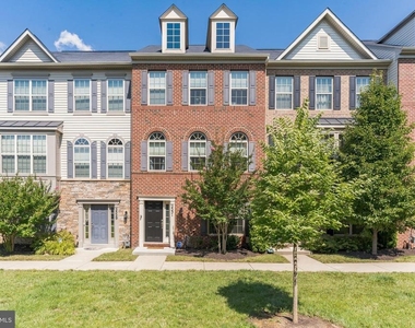 2531 Standifer Place - Photo Thumbnail 1
