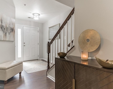 2531 Standifer Place - Photo Thumbnail 4