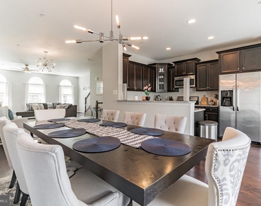 2531 Standifer Place - Photo Thumbnail 17