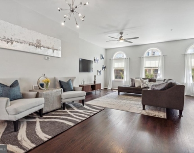 2531 Standifer Place - Photo Thumbnail 9