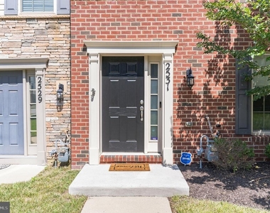 2531 Standifer Place - Photo Thumbnail 3