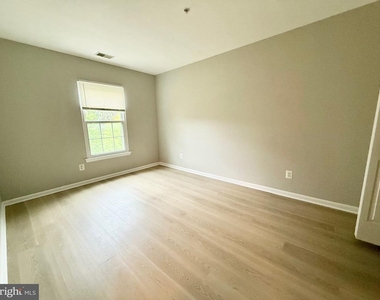 8 Diamond Hill Court - Photo Thumbnail 15