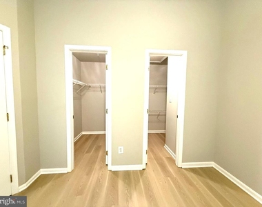 8 Diamond Hill Court - Photo Thumbnail 11