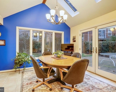 1416 Crestridge Drive - Photo Thumbnail 4
