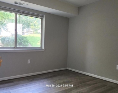 5109 Crossfield Court - Photo Thumbnail 11