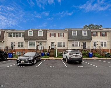 1675 Ridgely Court - Photo Thumbnail 13