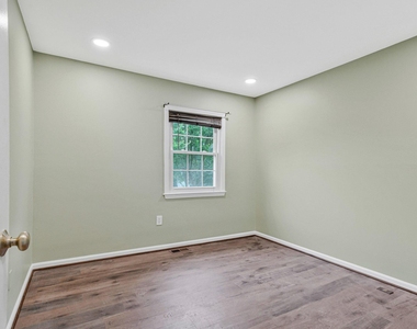 1675 Ridgely Court - Photo Thumbnail 36
