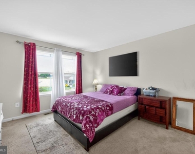 27 Wellington Avenue - Photo Thumbnail 18
