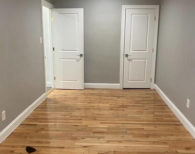 1122 Penn Street Ne - Photo Thumbnail 22