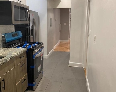 1122 Penn Street Ne - Photo Thumbnail 10