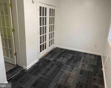 1122 Penn Street Ne - Photo Thumbnail 23