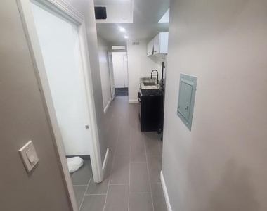 1122 Penn Street Ne - Photo Thumbnail 14