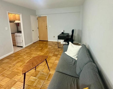 2141 I Street Nw - Photo Thumbnail 1