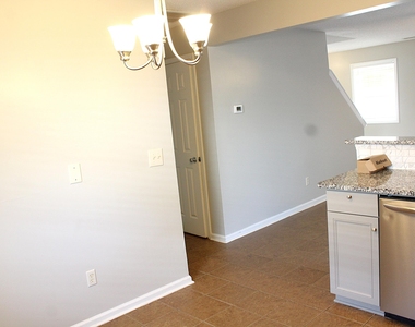 4305 Standing Rock Way - Photo Thumbnail 2
