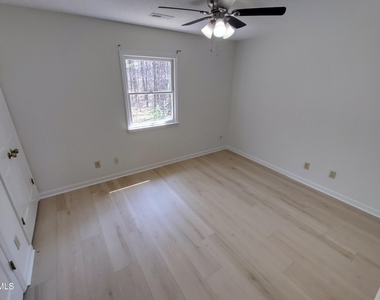 2211 Peppertree Street - Photo Thumbnail 6