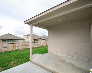 2819 Wheatfield Way - Photo Thumbnail 20