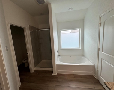 1187 Amy Dr - Photo Thumbnail 22