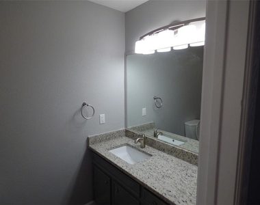 6107 La Mesa St - Photo Thumbnail 15