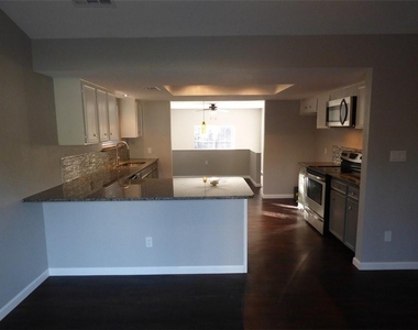 6107 La Mesa St - Photo Thumbnail 6