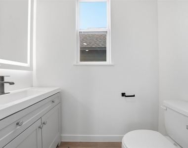 2212 Yellow Jacket Ln - Photo Thumbnail 28