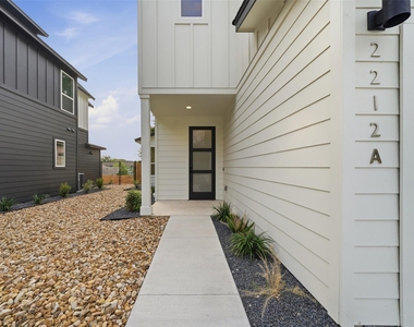 2212 Yellow Jacket Ln - Photo Thumbnail 4