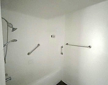 7616 Las Palmas Way - Photo Thumbnail 11