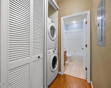 180 Calle El Jardin - Photo Thumbnail 15