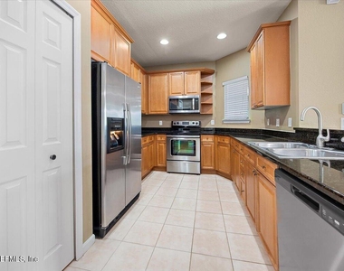 180 Calle El Jardin - Photo Thumbnail 6