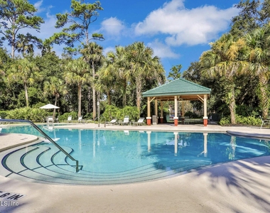 160 Veracruz Drive - Photo Thumbnail 12