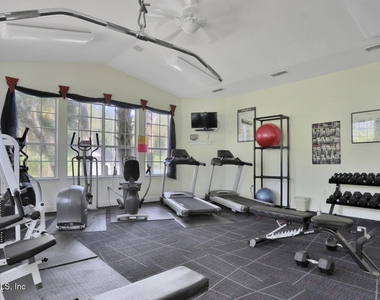 160 Veracruz Drive - Photo Thumbnail 16