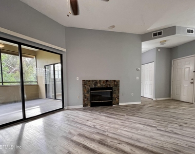 10150 Belle Rive Boulevard - Photo Thumbnail 12