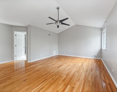 722 Aster Drive - Photo Thumbnail 16