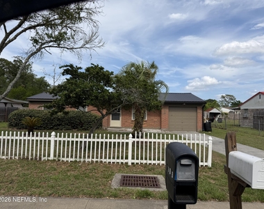 7539 Walden Road - Photo Thumbnail 4