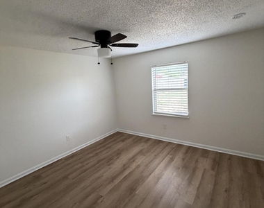 7539 Walden Road - Photo Thumbnail 11