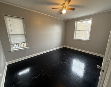 7344 N Damen Avenue - Photo Thumbnail 8