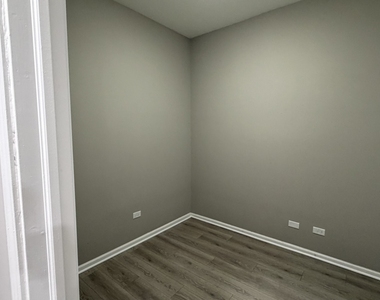 5344 S Aberdeen Street - Photo Thumbnail 13