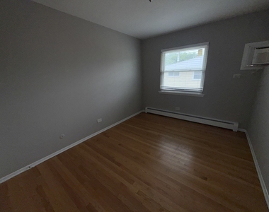 13 Scotdale Road - Photo Thumbnail 7