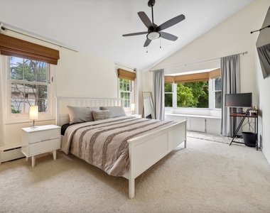 853 Happ Road - Photo Thumbnail 10