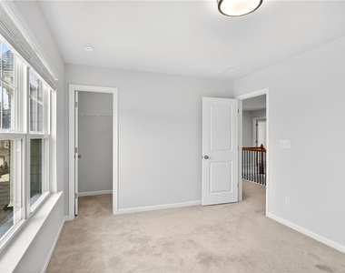 5377 Fountain  Head Lane - Photo Thumbnail 33