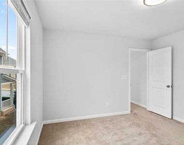 5377 Fountain  Head Lane - Photo Thumbnail 35