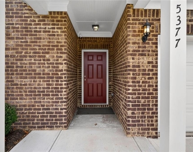 5377 Fountain  Head Lane - Photo Thumbnail 3