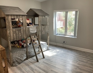 6560 W Diversey Avenue - Photo Thumbnail 12