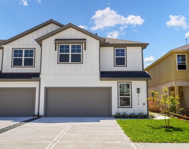 27935 Western Creek Court - Photo Thumbnail 1